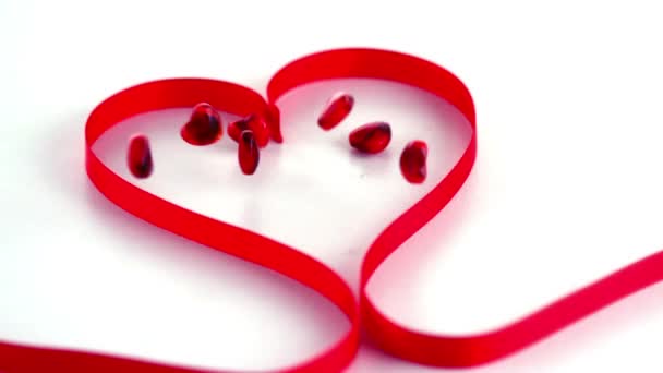 Animation Red Hearts Ribbon White Background Valentine Day Celebration Concept — Vídeo de stock