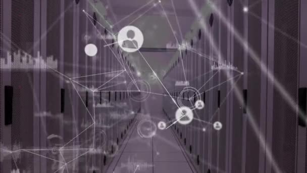 Анімація Мережі Язків Піктограмами Обробка Даних Над Серверною Кімнатою Глобальні — стокове відео