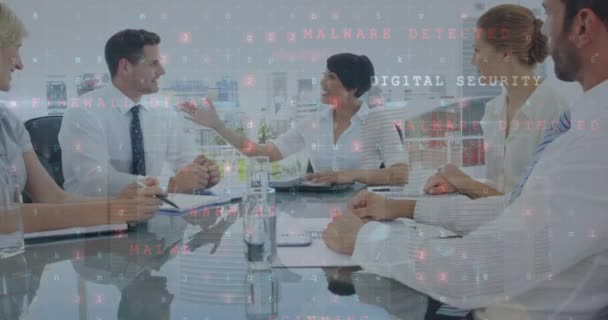 オフィス内の多様なビジネス人に対する財務データ処理のアニメーション グローバルビジネス コンピューティング データ処理の概念デジタルで生成されたビデオ — ストック動画