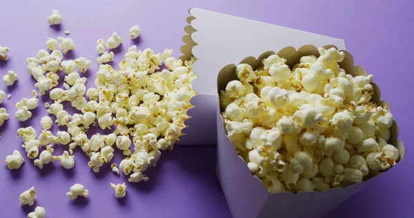 Image Close Two White Popcorn Tubs Purple Background Popcorn Snacks — Foto de Stock