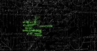 Matematiksel formüllerin animasyonu ve kara arkaplan üzerinde bilimsel veri işleme. Küresel bilim, bilgisayar ve veri işleme kavramı dijital olarak oluşturulmuş video.