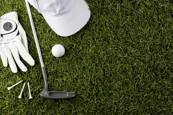 White Visor Glove Three Tees Golf Ball Golf Club Grass — Stock Photo, Image