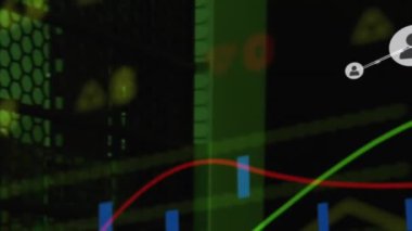 Simgelerle bağlantı ağı üzerinden finansal veri işleme animasyonu. Küresel iş, finans, hesaplama ve veri işleme kavramı dijital olarak oluşturulmuş video.