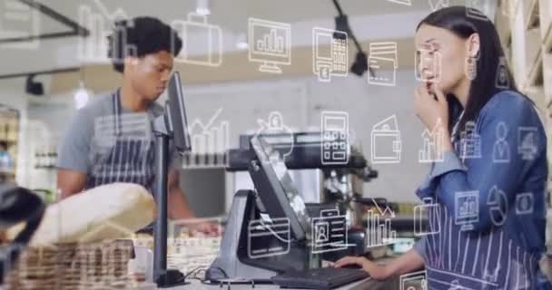 Animering Ikoner Och Databehandling Över Kvinna Som Tjänstgör Butiken Global — Stockvideo