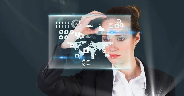 Composition Caucasian Businesswoman Looking Screen Data Processing Global Business Technology — Foto de Stock