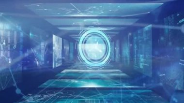 Veri işleme ekranları üzerinden neon saat ve bağlantı ağının animasyonu. Küresel ağ ve iş arayüzü teknolojisi kavramı