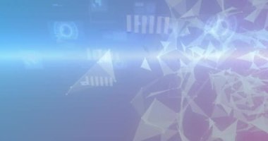Plexus ağları üzerinden mavi gradyan arkaplan ile veri işleme ekranlarının animasyonu. Küresel ağ ve iş teknolojisi kavramı