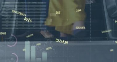 İstatistiksel veri işleme çalışmalarının, iş adamlarının merdivendeki düşük kesiminde gerçekleşmesi. İş veri teknolojisi kavramı