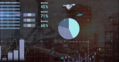 İnşaat alanına karşı şebeke üzerinden istatistiksel veri işleme animasyonu. İş veri teknolojisi kavramı