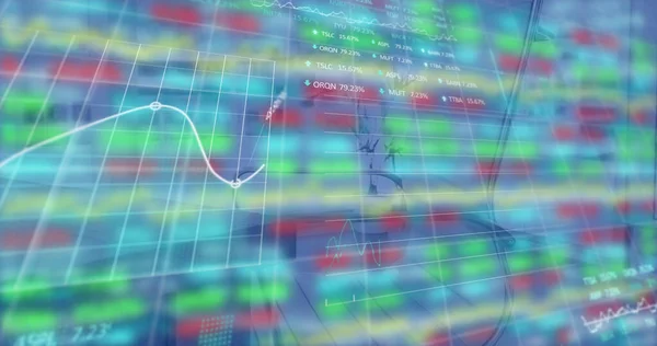 Sammansättning Finansiella Data Bearbetning Över Skrivbord Med Bärbar Dator Ämbetet — Stockfoto