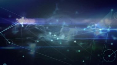Mavi arkaplanda mavi dijital dalga ve ışık yolları üzerindeki bağlantı ağının animasyonu. Küresel ağ ve iş teknolojisi kavramı