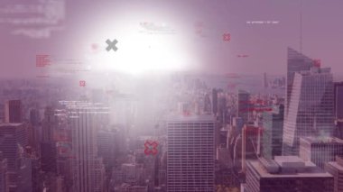 Veri işleme, şehir manzarası ve bağlantıların animasyonu. Küresel ağlar, hesaplama, dijital arayüz ve veri işleme kavramı dijital olarak oluşturuldu.