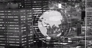 Şehirdeki finansal veri işleme animasyonu. Küresel iş, finans, hesaplama ve veri işleme kavramı dijital olarak oluşturulmuş video.