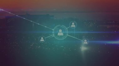 Simgelerle bağlantı ağının animasyonu. Dijital olarak oluşturulmuş küresel bağlantılar, iş, finans, bilgisayar ve veri işleme kavramı.