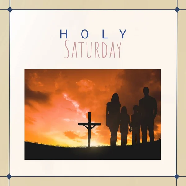 家族の抱擁とクロスのシルエットに神聖な土曜日のテキストのイメージ 神聖な土曜日とお祝いのコンセプトデジタル生成画像 — ストック写真