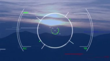 Manzara üzerinde veri işleme animasyonu. Küresel iş, finans, dijital arayüz, hesaplama ve veri işleme kavramı dijital olarak oluşturulmuş video.