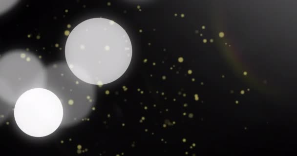 Beyaz Işık Lekeleri Sarı Parçacıklar Gökkuşağı Lensleri Gri Arka Planda — Stok video