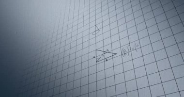 Matematiksel denklemin animasyonu ve soyut arkaplan karşısındaki ızgara deseni üzerine çizim. Dijital olarak üretilmiş, hologram, üç boyutlu, çözümler, toplamlar ve hesaplama konsepti.