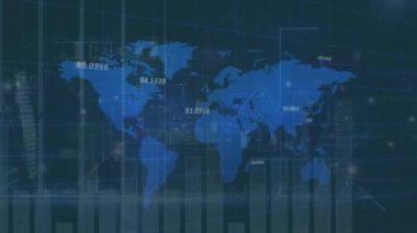 Veri işleme animasyonu ve kara arka planda dünya haritası. Küresel iş ve dijital arayüz kavramı dijital olarak oluşturulmuş video.
