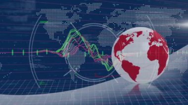 Dünya haritası ve dünya çapında finansal veri işleme animasyonu. Küresel iş, finans, hesaplama ve veri işleme kavramı dijital olarak oluşturulmuş video.