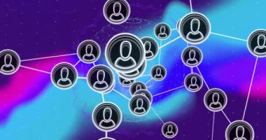 Profil simgelerinin gradyan arkaplana karşı küre oluşturan noktalar üzerindeki çizgilerle birleştirilmesi. Dijital olarak üretilmiş, hologram, iletişim, küreselleşme, illüstrasyon ve teknoloji kavramı.