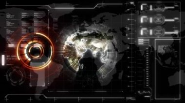 Ekranda kapsam, küre ve veri işleme animasyonu. Küresel iş, finans, dijital arayüz, hesaplama ve veri işleme kavramı dijital olarak oluşturulmuş video.