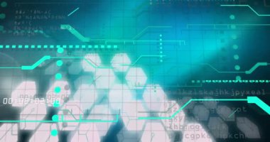 Bilgisayar devre kartından veri işleme animasyonu. Küresel veri işleme, dijital arayüz ve bağlantılar konsepti dijital olarak oluşturulmuş video.