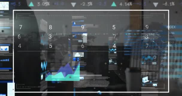 Animace Rozhraní Zpracováním Statistických Dat Spinning Glóbus Proti Prázdné Kanceláři — Stock video