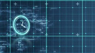 Siyah arka planda veri işleme üzerinde hareket eden saatin animasyonu. Küresel iş ve dijital arayüz kavramı dijital olarak oluşturulmuş video.