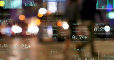 Şehirdeki finansal veri işleme animasyonu. Küresel ağlar, işletmeler, finansmanlar, hesaplama ve veri işleme kavramı dijital olarak oluşturuldu.