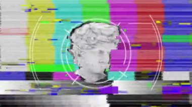 Mikroskop ve test ekranı üzerinde antik kafa heykelinin animasyonu. Soyut, sanat, renk ve hareket konsepti dijital olarak oluşturulmuş video.