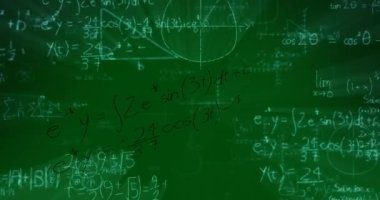 Matematiksel veri işlemenin yeşil arkaplan üzerindeki animasyonu. Küresel bilim, bilgisayar ve veri işleme kavramı dijital olarak oluşturulmuş video.
