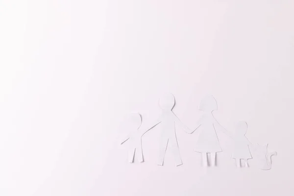 Livro Branco Cortado Fora Família Com Duas Crianças Gato Espaço — Fotografia de Stock