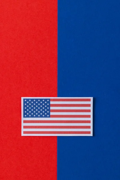 Amerika Birleşik Devletleri Bayrağının Mavi Kırmızı Arka Planında Fotokopi Alanı — Stok fotoğraf