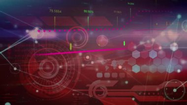 Birbirine bağlı noktaların, dairelerin üzerindeki grafiklerin ve soyut arka plandaki altıgen desenlerinin animasyonu. Dijital olarak üretilmiş, hologram, illüstrasyon, aydınlatılmış, rapor, şekil ve iş konsepti.