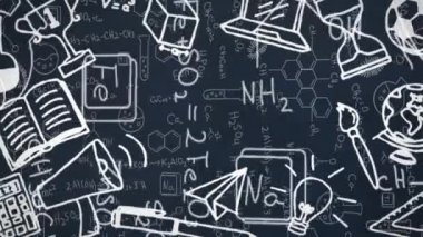 Matematiksel denklemler üzerinde okul ögeleri simgelerinin canlandırılması. Küresel eğitim ve dijital arayüz kavramı dijital olarak oluşturulmuş video.