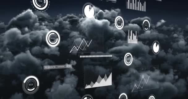 Animation Der Statistischen Datenverarbeitung Gegen Dunkle Wolken Himmel Globales Geschäfts — Stockvideo