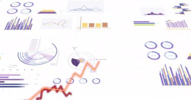 Finansal veri işleme animasyonu ve satırlarla istatistikler. Küresel iş, finans, hesaplama ve veri işleme kavramı dijital olarak oluşturulmuş video.