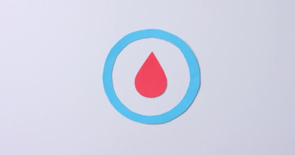 Κοντινό Πλάνο Της Σταγόνας Αίματος Μπλε Κύκλο Λευκό Φόντο Αντιγραφή — Αρχείο Βίντεο