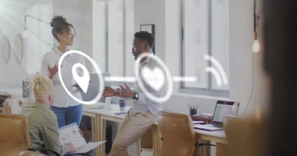 Animation Icons Connected Lines Diverse Coworkers Sharing Ideas Office Digital — Stock Video