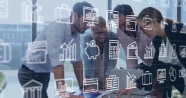 Dizüstü bilgisayarla ilgili raporları tartışan çeşitli iş arkadaşlarının birden fazla simgenin animasyonu. Dijital bileşik, çoklu pozlama, rapor, iş, planlama, tartışma, takım çalışması, finans, teknoloji