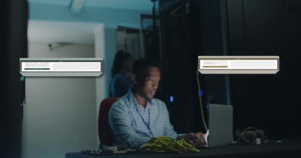 Animation Chat Ligne Mâle Afro Américain Ingénieur Serveurs Informatiques Intelligence — Video