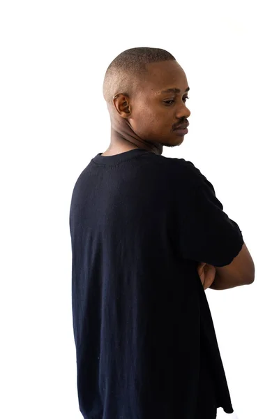 Africký Američan Nosí Černé Tričko Kopírovacím Prostorem Bílém Pozadí Oblečení — Stock fotografie