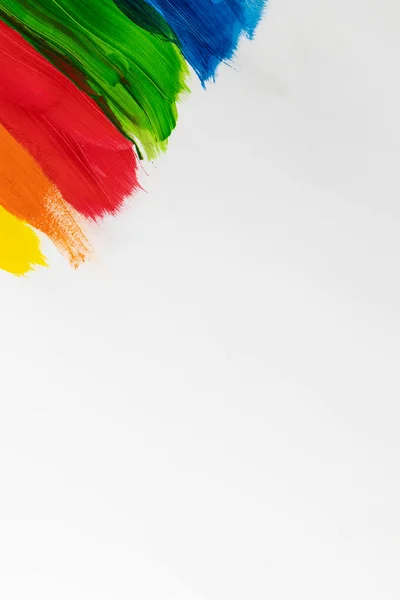 Närbild Flerfärgade Färgränder Vit Bakgrund Med Kopieringsutrymme Abstrakt Bakgrund Mönster — Stockfoto