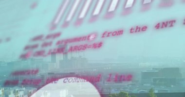 Şehir manzarası üzerinde finansal veri işleme animasyonu. küresel iş, finans ve dijital arayüz kavramı dijital olarak oluşturulmuş video.