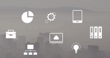 Şehir manzarası üzerinde ikona ve finansal veri işleme animasyonu. Küresel iş, finans, hesaplama ve veri işleme kavramı dijital olarak oluşturulmuş video.