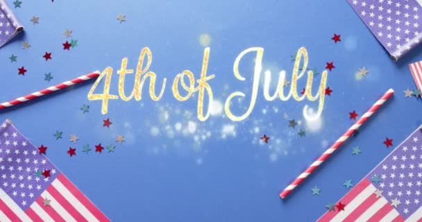 青い背景にアメリカの国旗についての7月4日のテキストのアニメーション アメリカ独立記念日 伝統とお祝いのコンセプトデジタル生成ビデオ — ストック動画