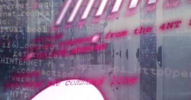 Bilgisayar sunucu odasındaki grafikler, grafikler, dünya ve veri işlemeleri. Küresel iletişim, dijital arayüz ve veri ağı teknolojisi, dijital olarak oluşturulmuş video.