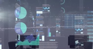 Ofis üzerinde finansal veri işleme animasyonu. Küresel iş, finans, hesaplama ve veri işleme kavramı dijital olarak oluşturulmuş video.