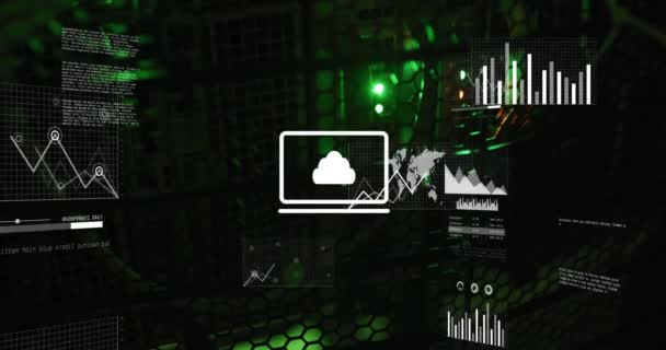 黒の背景に輝く緑のライトの上に雲のアイコン チャート グラフやデータ処理 クラウドコンピューティング 情報ネットワーク デジタルインターフェース技術 デジタル生成ビデオ — ストック動画